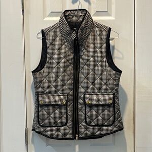 Quilted Black and White Vest- British Khaki
